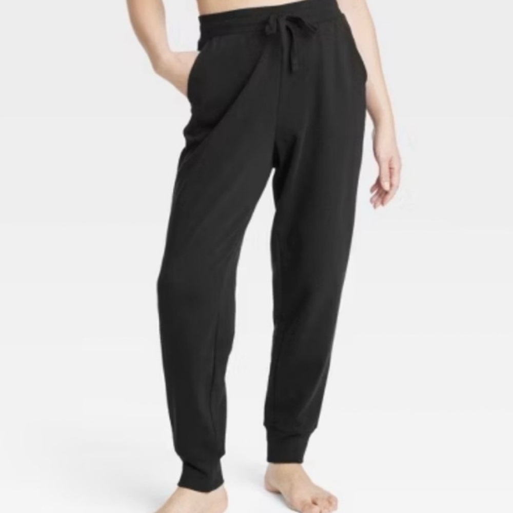 Colsie Casual Black Jogger Sweatpants